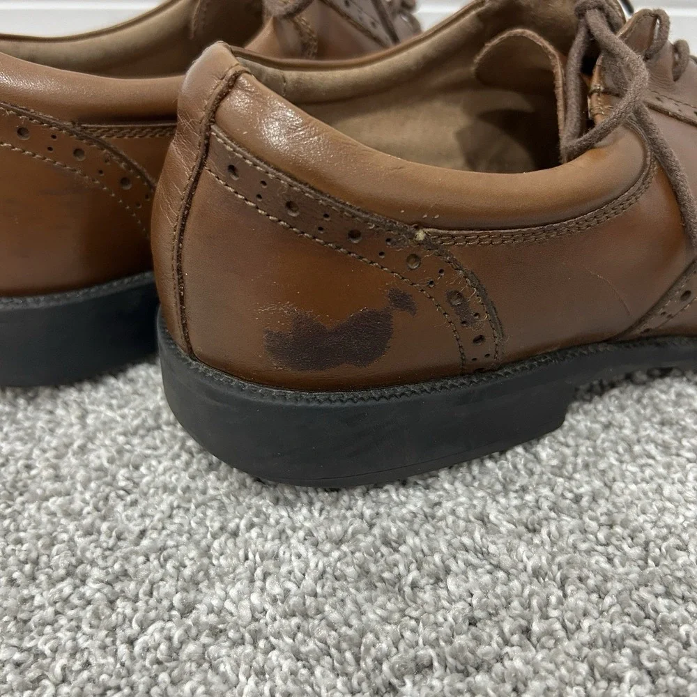 Clarks Collection Men's Size 10.5 Brown Leather Wingtip Oxford Dress‎ Shoes